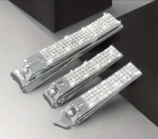 RICH GIRL NAIL CLIPPERS